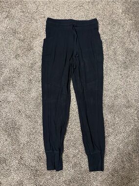 Fabletics Black Seam Detail Leggings